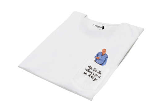 T-Shura di lato - t-shirt con nonno stampato, maglietta con anziano che dice frase "Alla tua età saltavo i fossi per il lungo", maglietta con i nonni per i nipoti