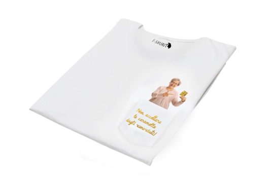T-Shura ragazzo e rgazza di lato - t-shirt con nonna ricamo Non accettare le caramelle dagli sconosciuti! Pastiglie Leone Limited Edition
